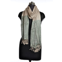 Load image into Gallery viewer, Cream/Green Scarf
