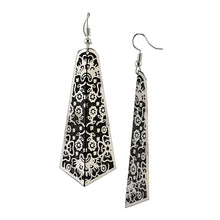 Load image into Gallery viewer, Long Silver Engraved Dangle Earrings